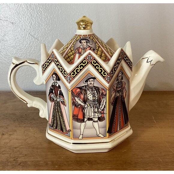 Vintage Sadler Teapot 4440 King Henry VIII and Six Wives Teapot England